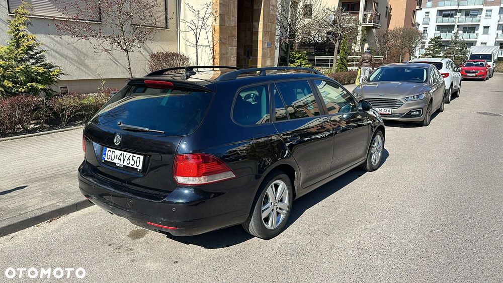 Volkswagen Golf 1.6 TDI DPF BlueMotion Technology MATCH - 5