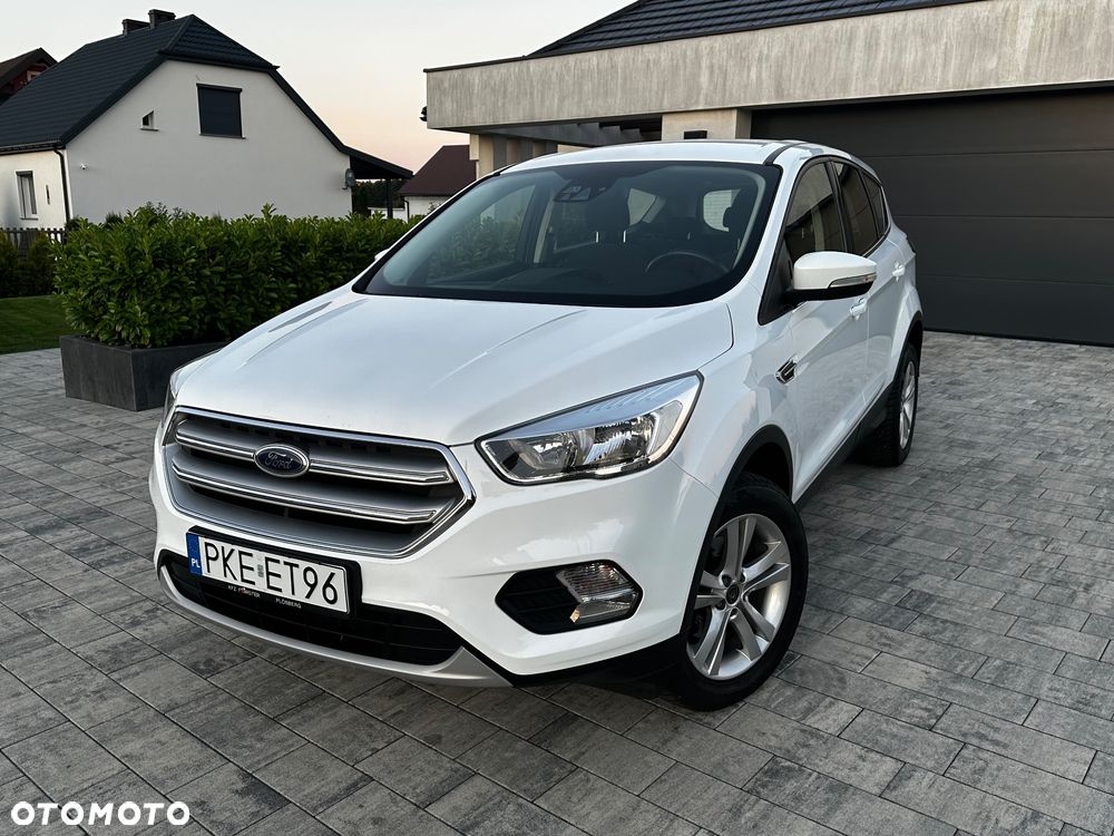 Ford Kuga - 12