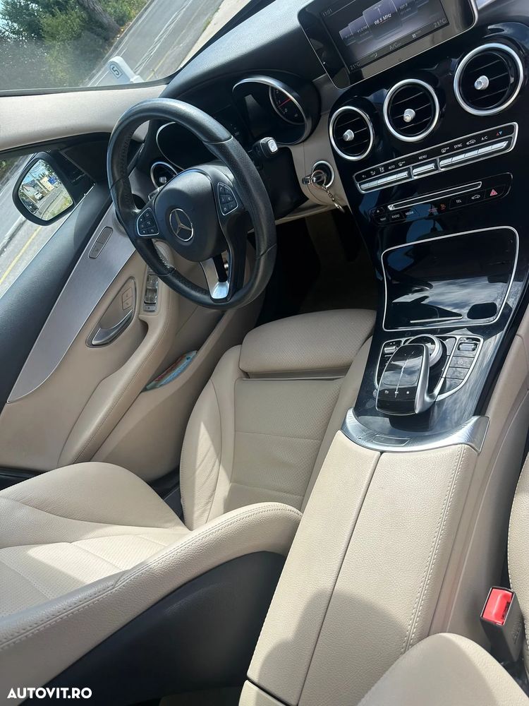 Mercedes-Benz C - 19