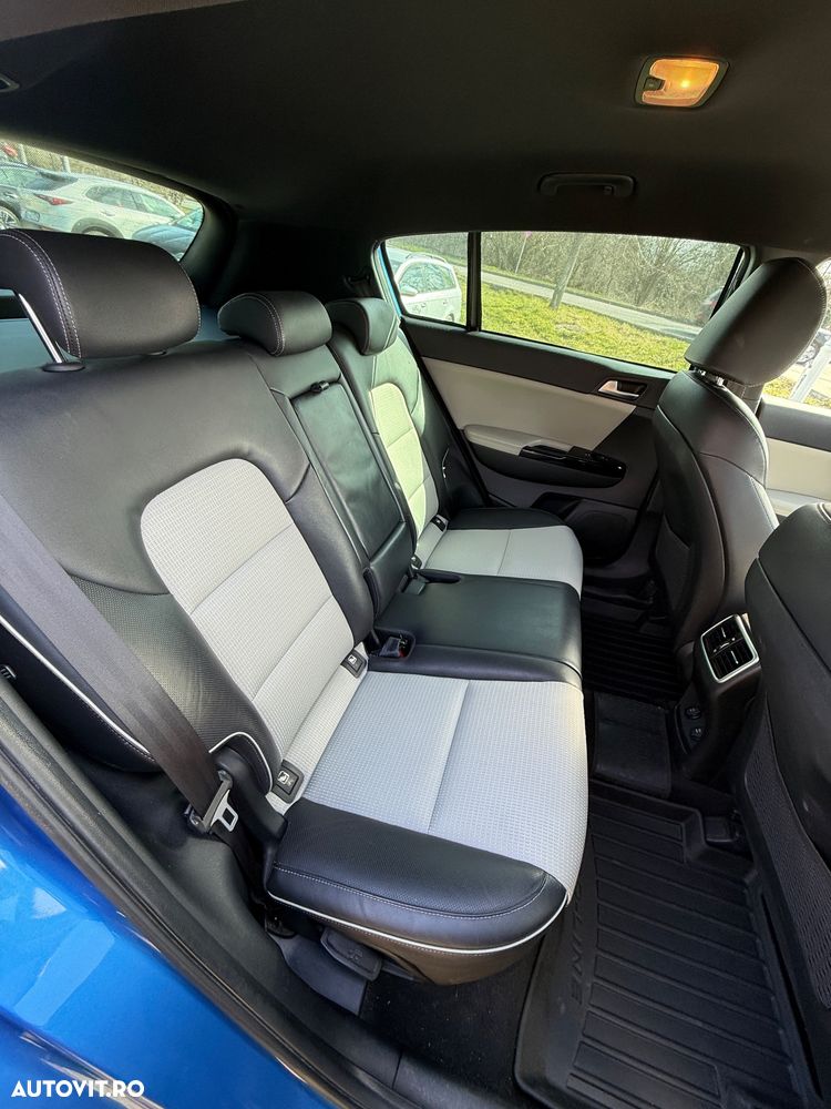 Kia Sportage 1.6 T-GDI 7DCT 4x4 GT Line - 12