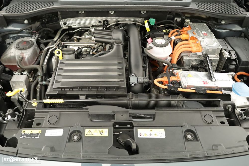 Cupra Formentor 1.4 e-Hybrid DSG - 26