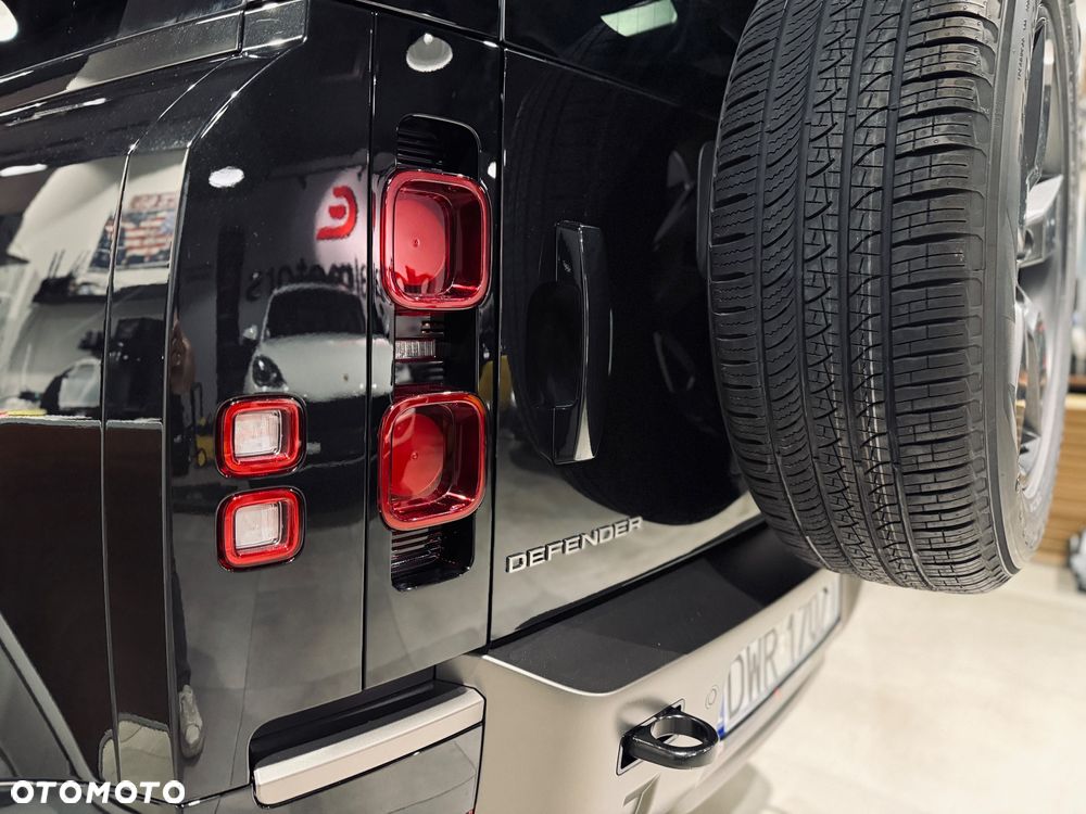 Land Rover Defender 3.0 D300 mHEV HSE - 7