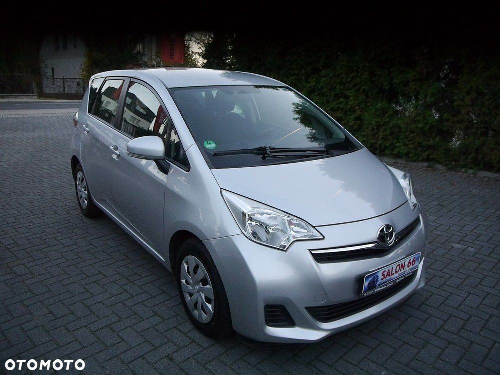 Toyota Verso S 1.33 Premium - 4