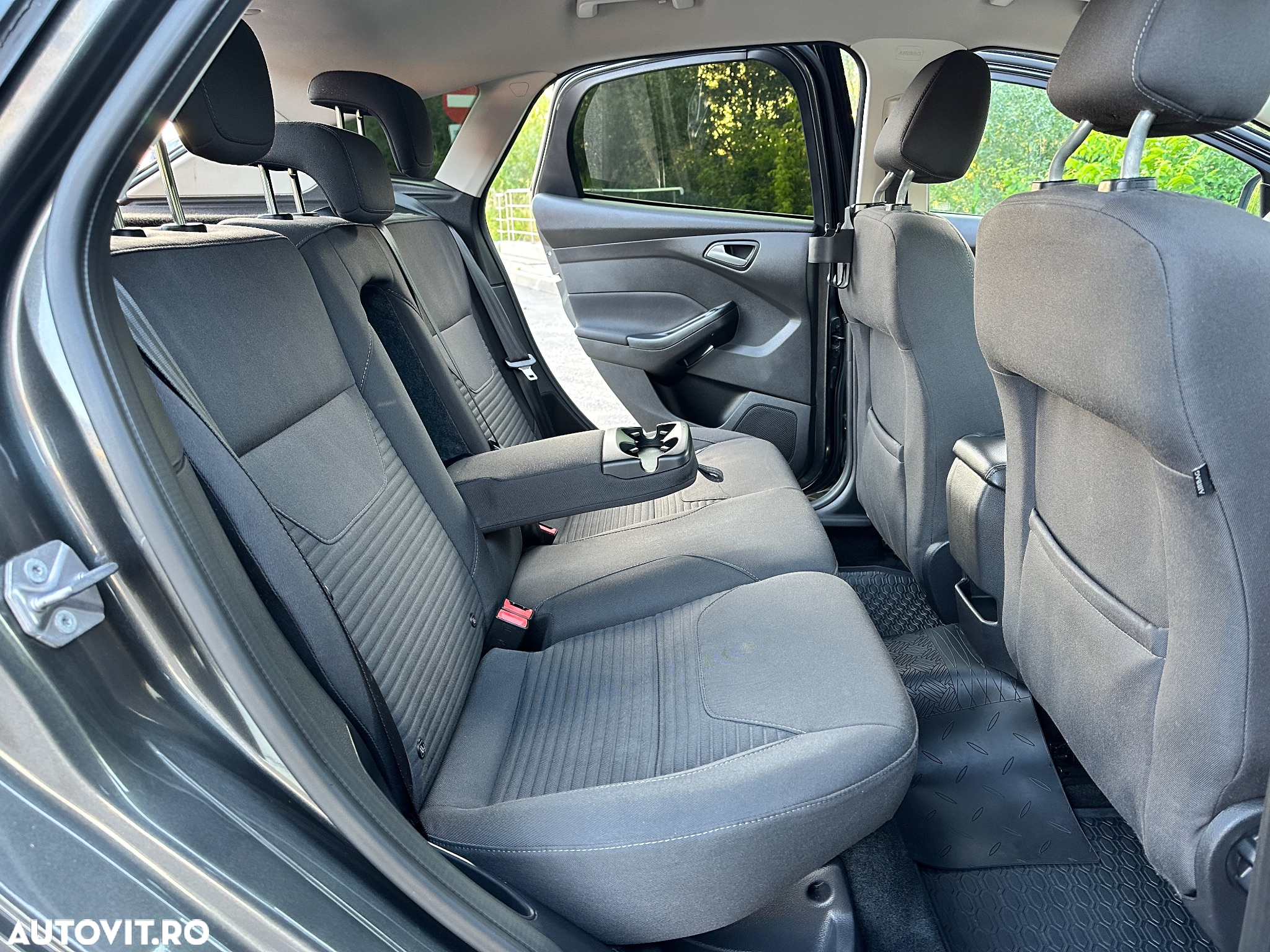 Ford Focus 1.5 EcoBlue Start-Stopp-System TITANIUM - 21