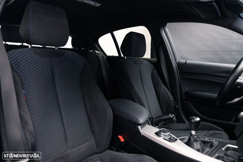 BMW 116 d Pack M - 24