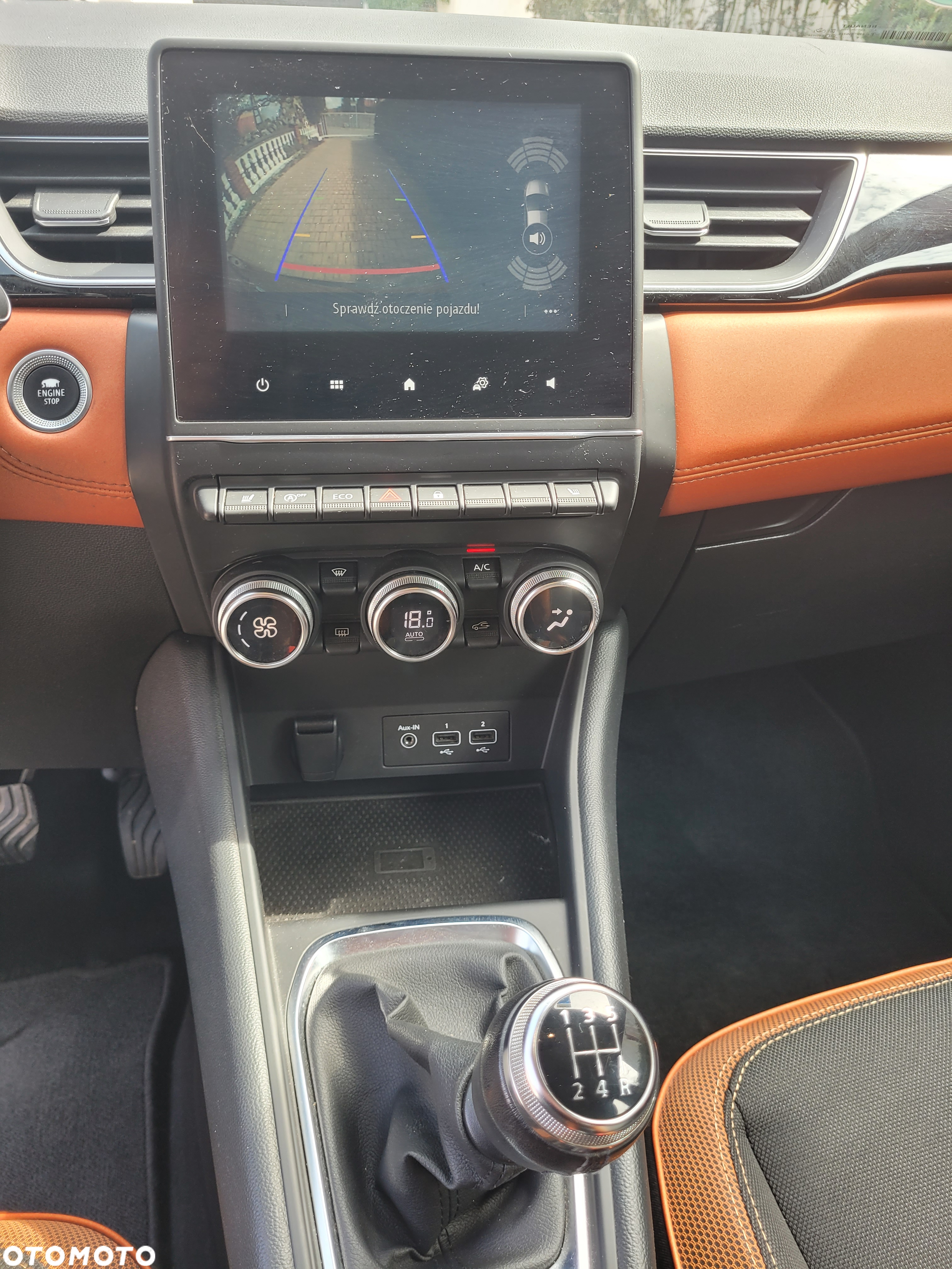 Renault Captur TCe 100 BUSINESS EDITION - 17