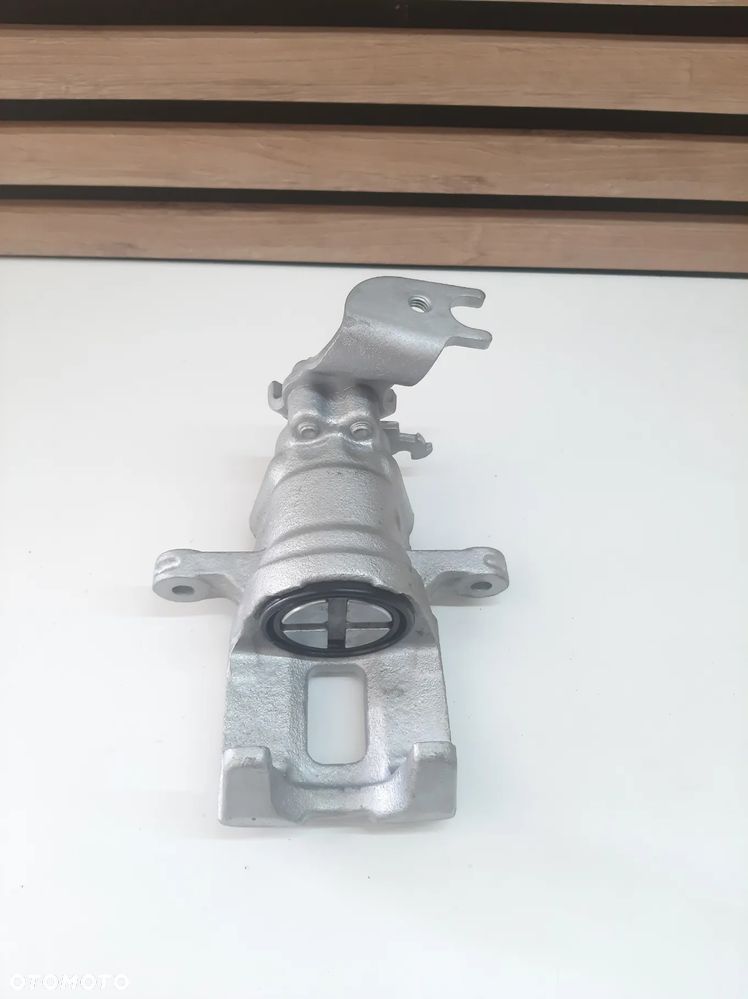 zacisk tył lewy prawy Honda accord 8 VIII - 2