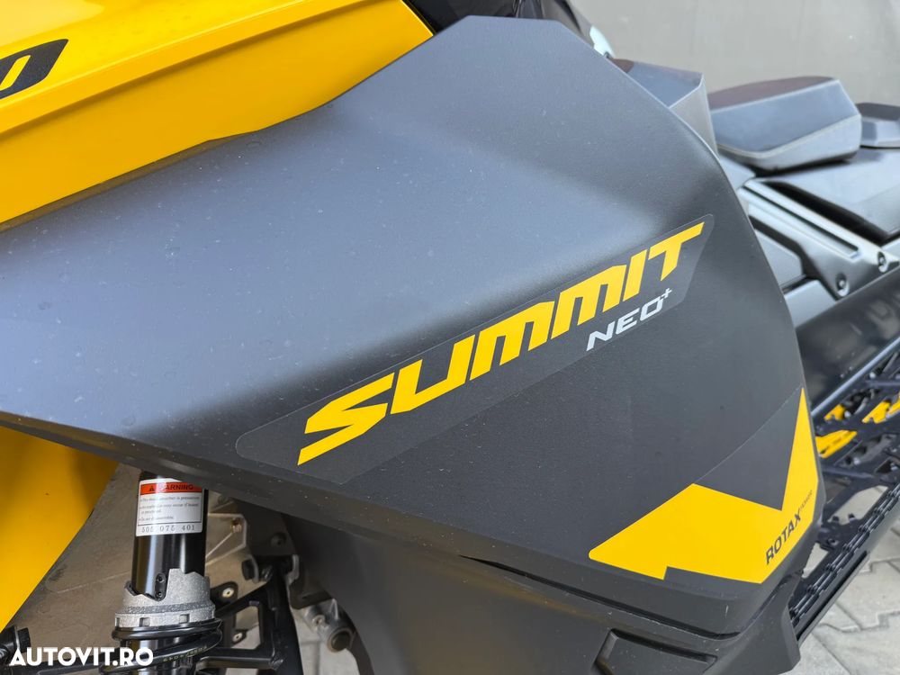 Ski-doo Summit - 3