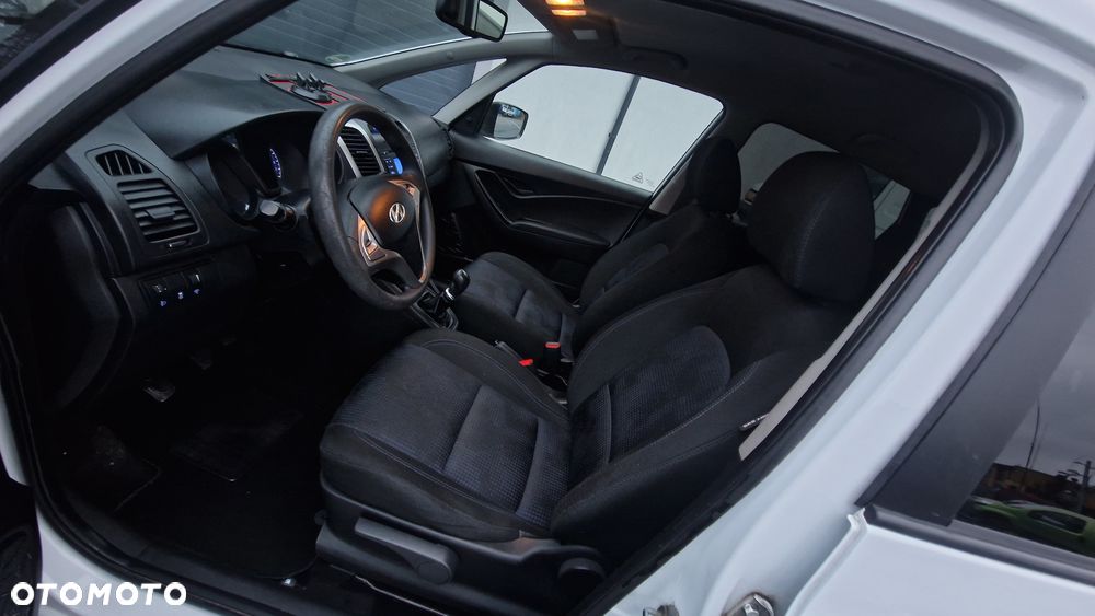 Hyundai ix20 1.4 blue Passion - 18