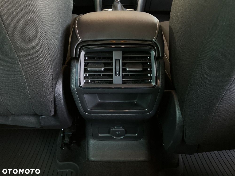 Skoda Karoq 1.5 TSI ACT Selection DSG - 26