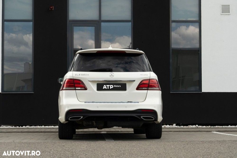 Mercedes-Benz GLE - 31
