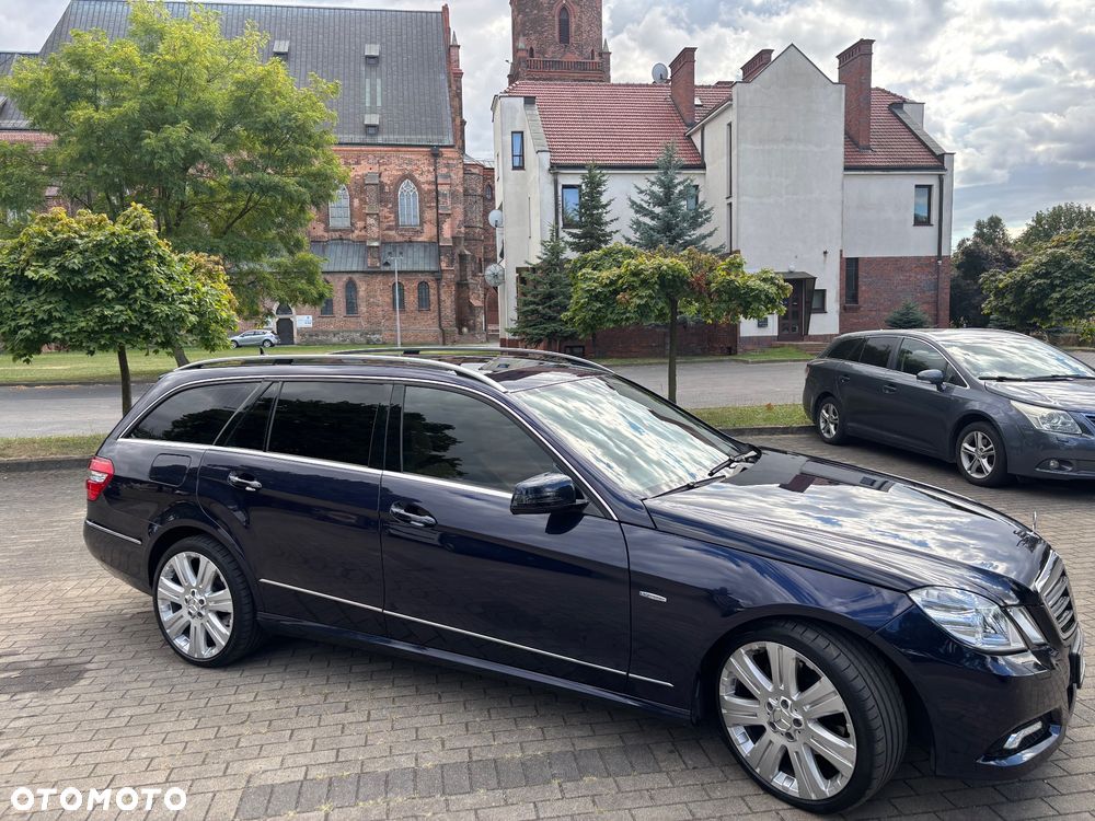 Mercedes-Benz Klasa E 250 T CDI DPF BlueEFFICIENCY Automatik Avantgarde - 10