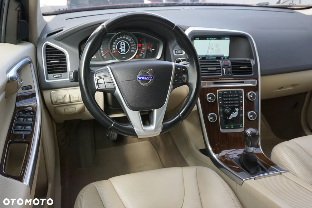 Volvo XC 60 D3 Edition Pro - 11