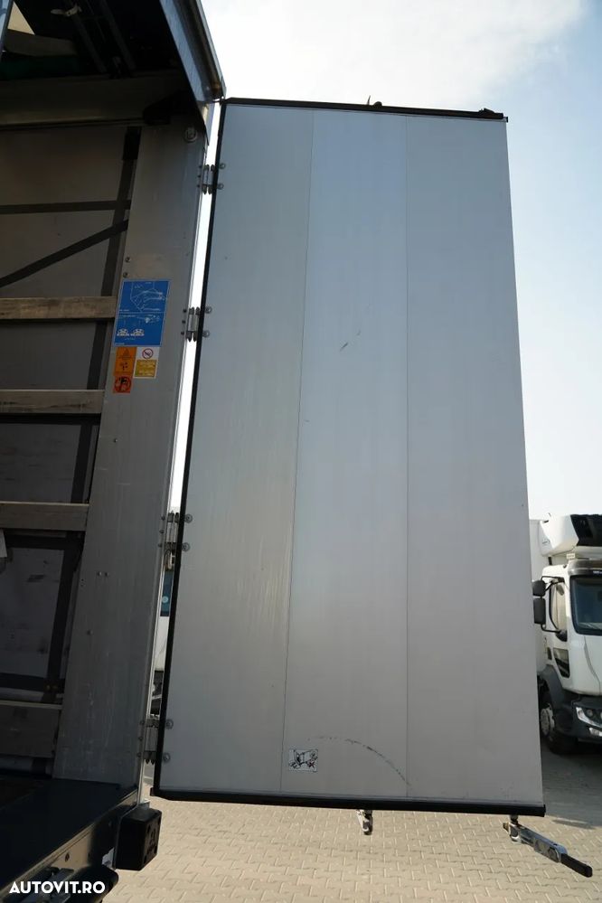 Wielton CORTINĂ / STANDARD / PONT CULISANT / PLAFON CULISANT / SAF - 14