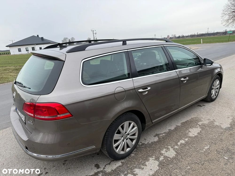 Volkswagen Passat - 5