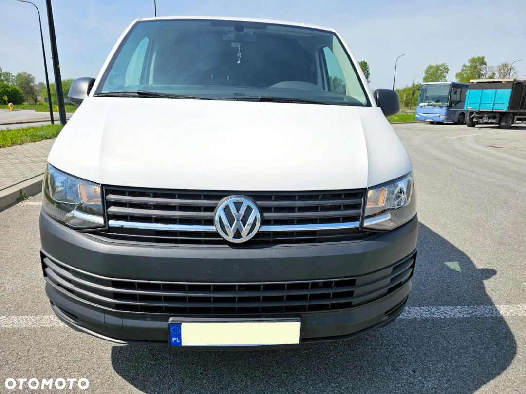 Volkswagen Transporter T6 - 40