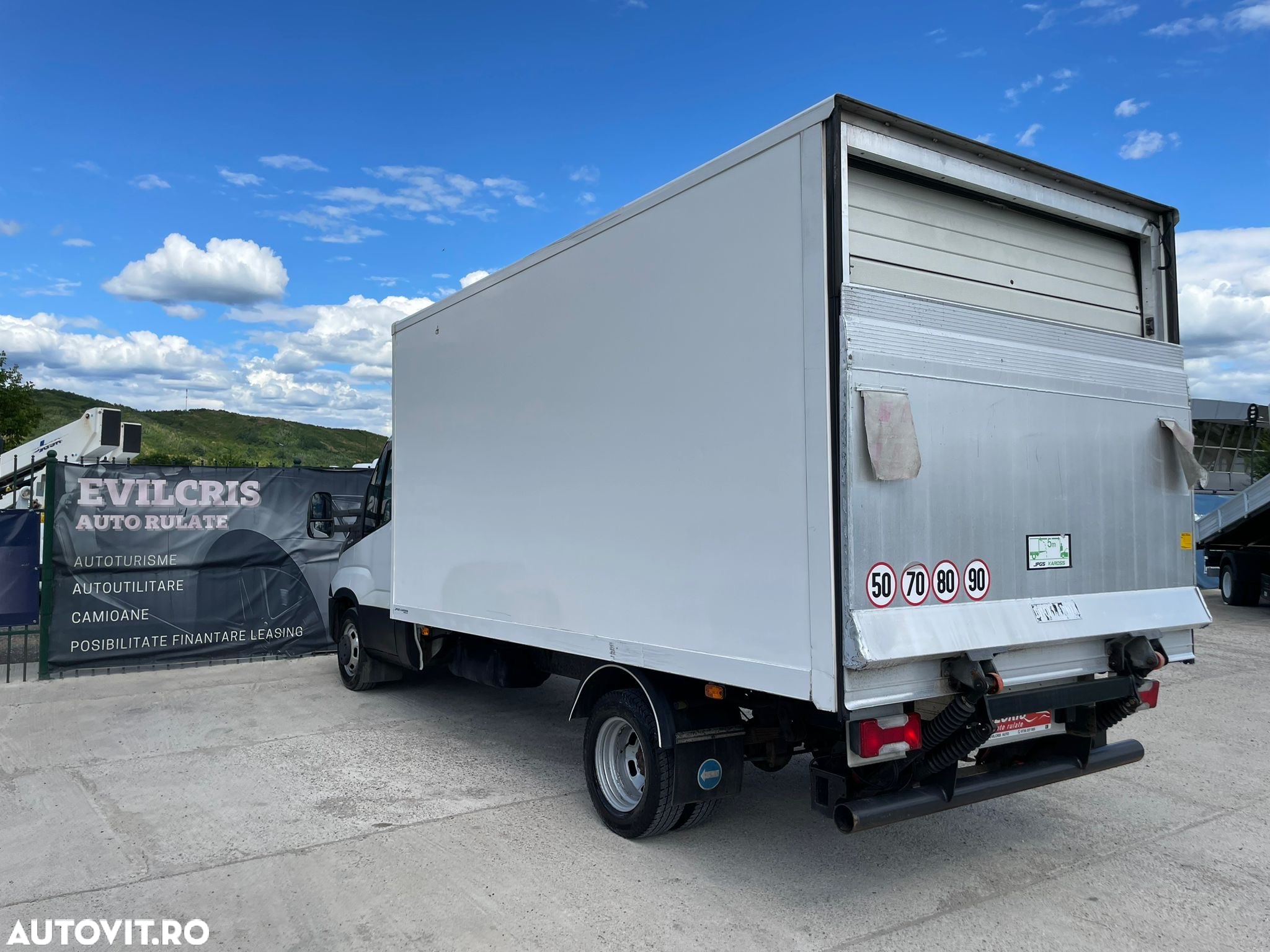 Iveco Daily 3.0 D FRIGORIFIC LIFT SPATE - 35