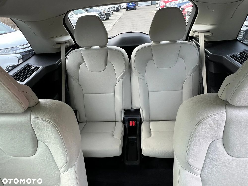 Volvo XC 90 T6 AWD Geartronic Momentum Pro - 20