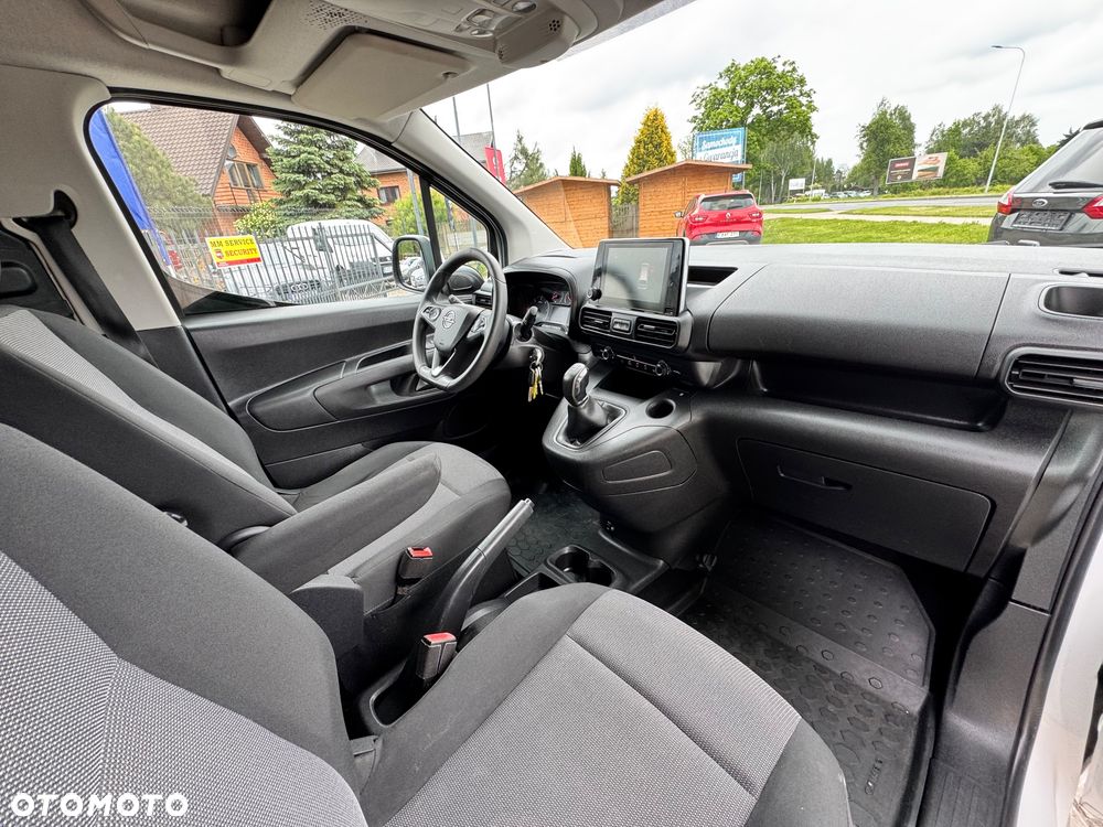 Opel Combo - 17