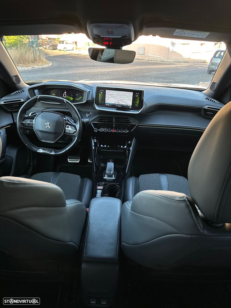 Peugeot 2008 - 9