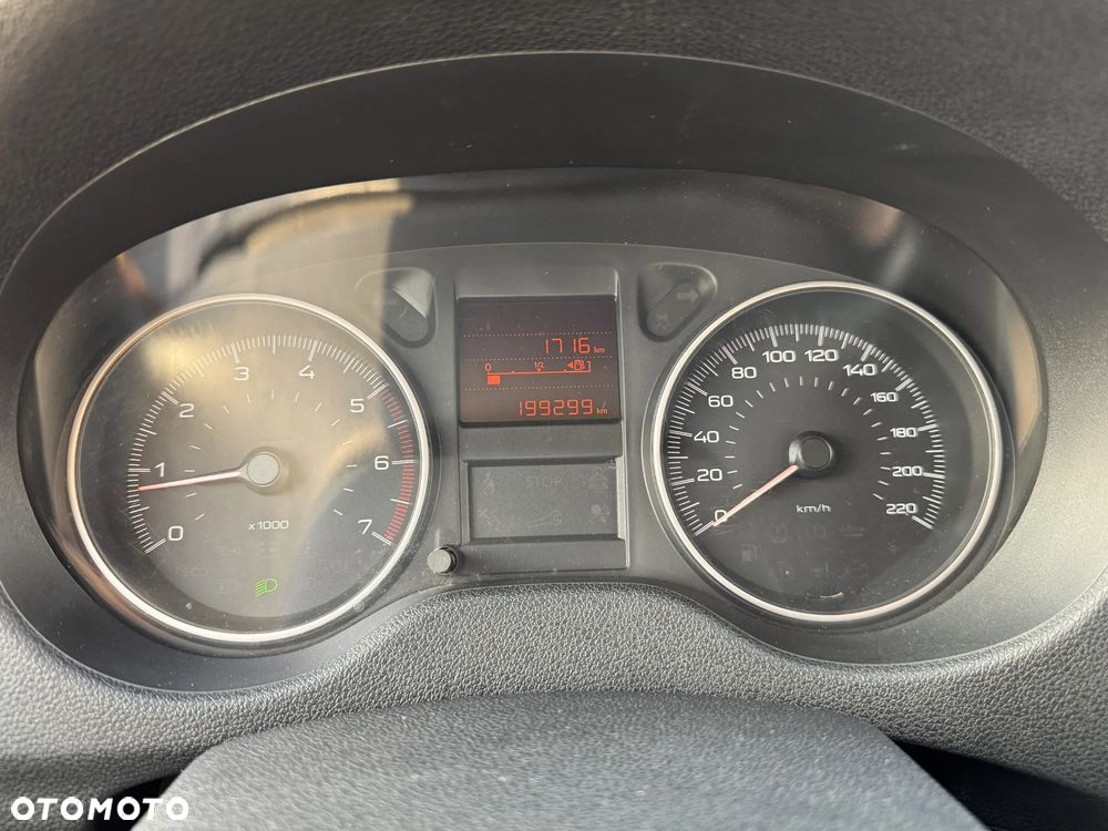 Peugeot 301 1.6 VTi Active EU6 - 22