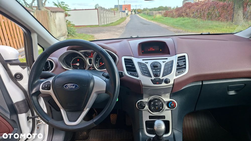 Ford Fiesta - 14