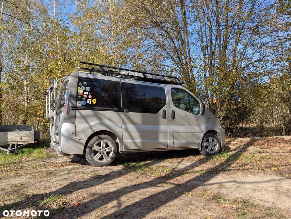 Renault Trafic 1.9 dCi Passenger Authentique - 20