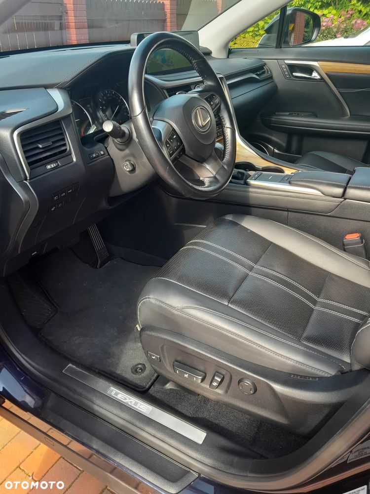 Lexus RX - 13