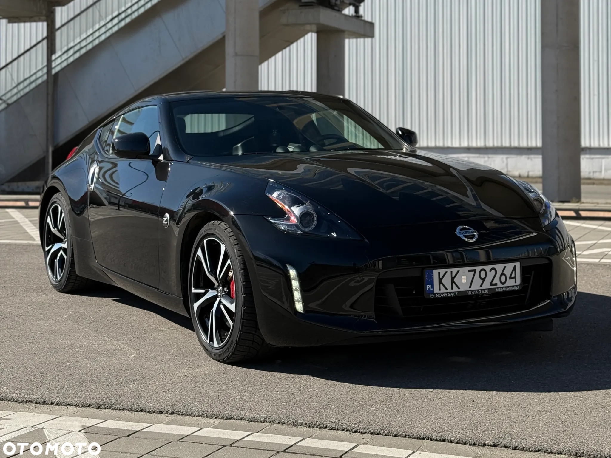 Nissan 370 Z - 3