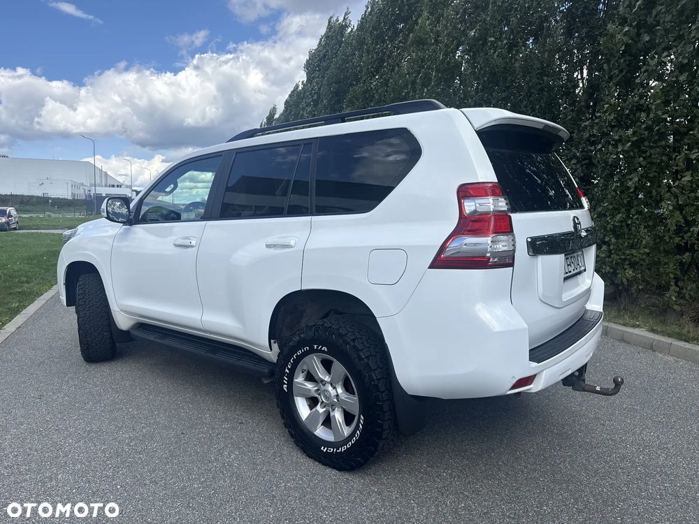 Toyota Land Cruiser LC 2.8 D-4D Prado - 23