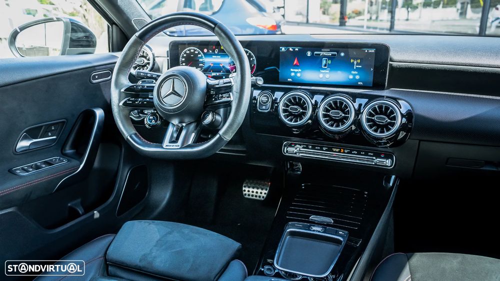 Mercedes-Benz A 45 AMG S 4Matic+ - 10