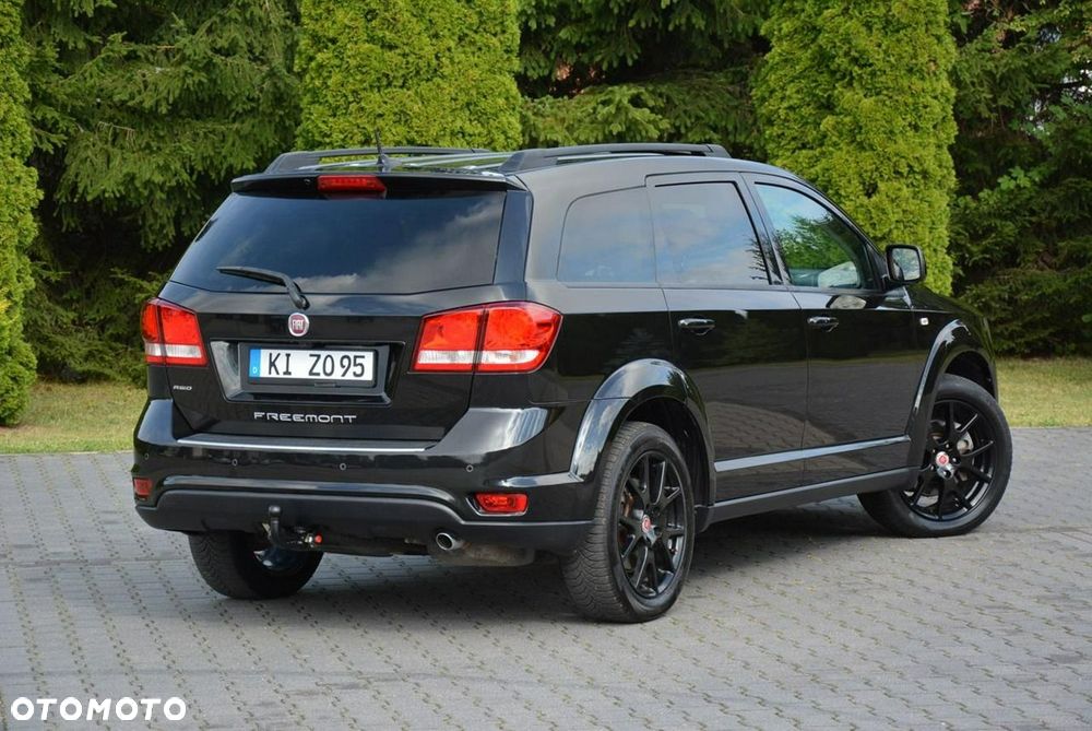 Fiat Freemont 2.0 Multijet Black Code AWD - 11