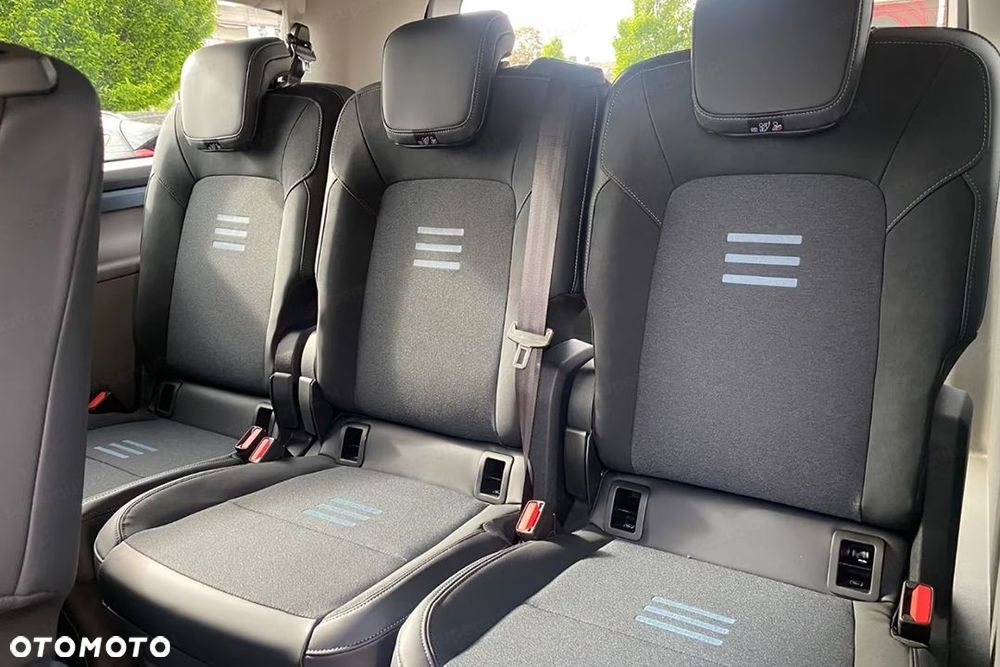 Ford Tourneo Custom - 9