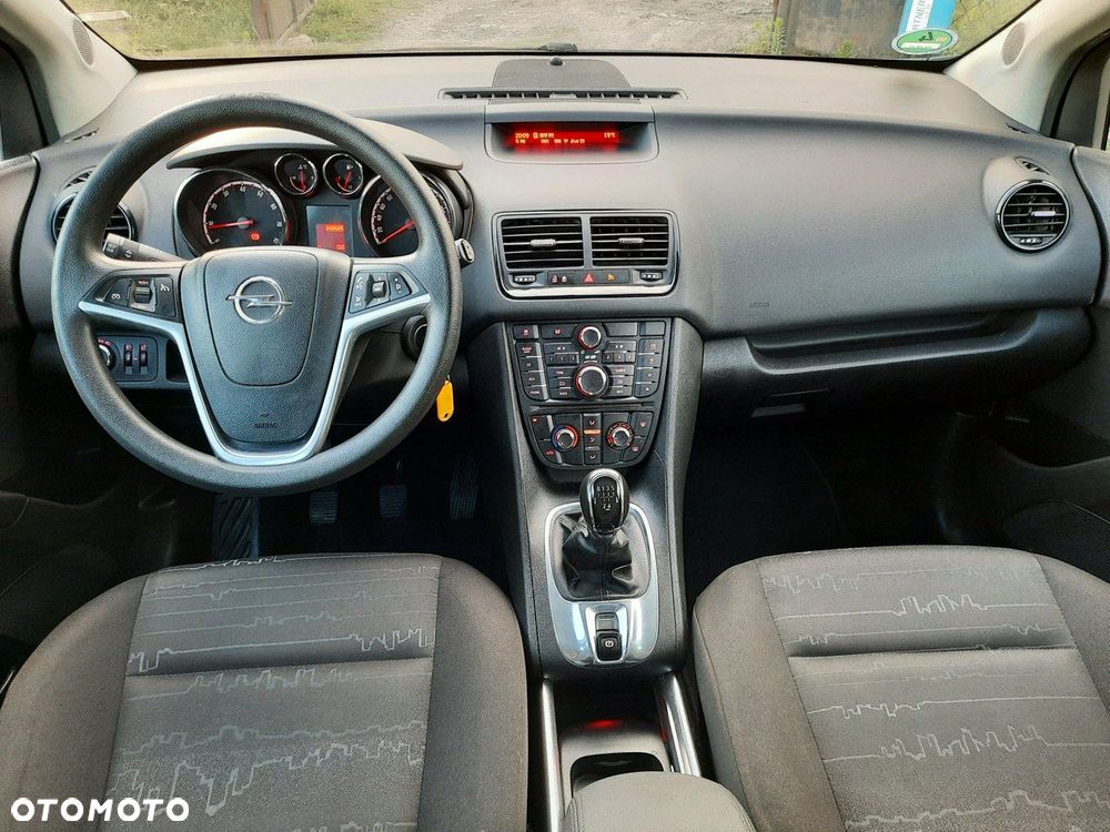 Opel Meriva - 8