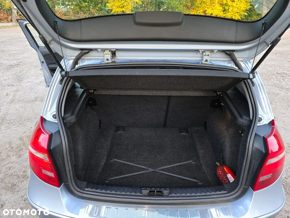 BMW Seria 1 116i - 14