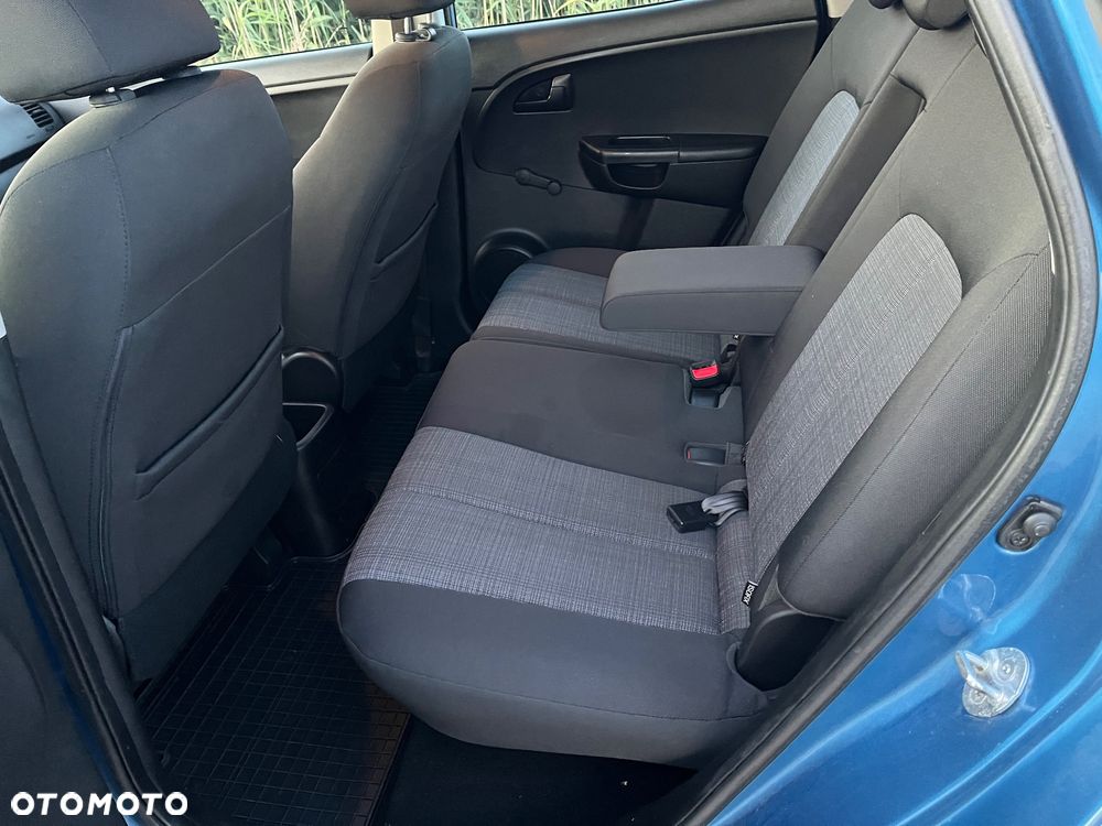 Kia Venga 1.4 Business Line - 7