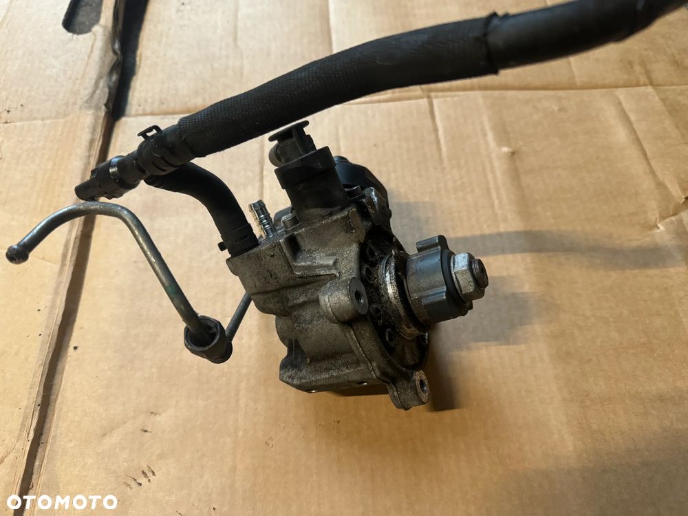 POMPA WTRYSKOWA AUDI VW SKODA 2.0 TDI CRB 0445010537 - 2