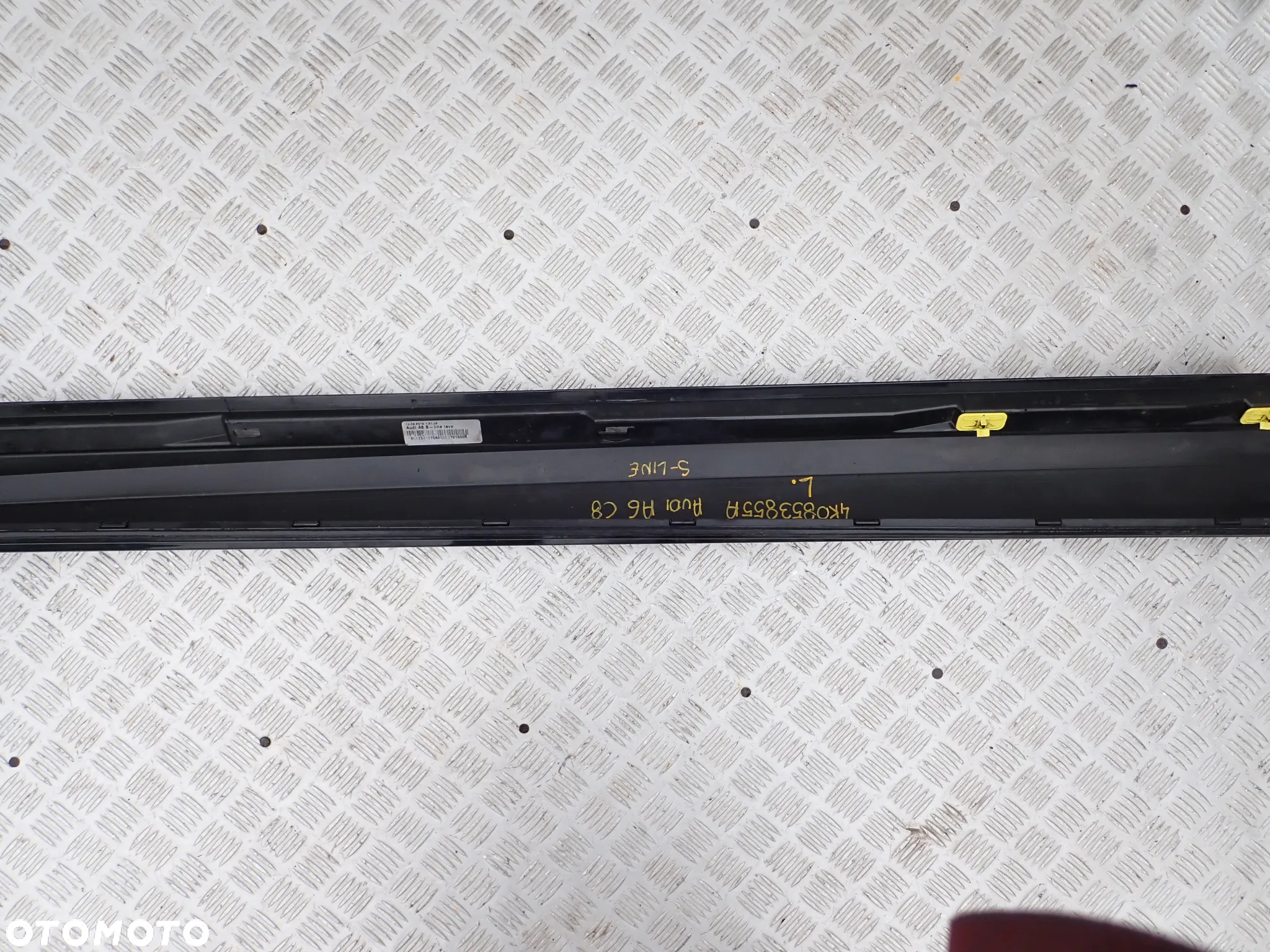 PRÓG LISTWA PROGOWA LEWA / PRAWA AUDI A6 C8 S-LINE  4K0853856A / 4K0853855A - 16