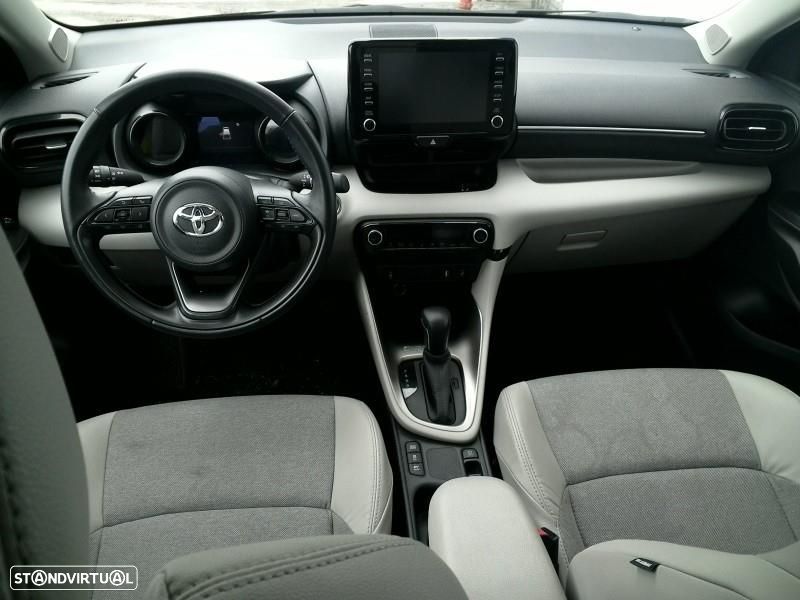Toyota Yaris - 7