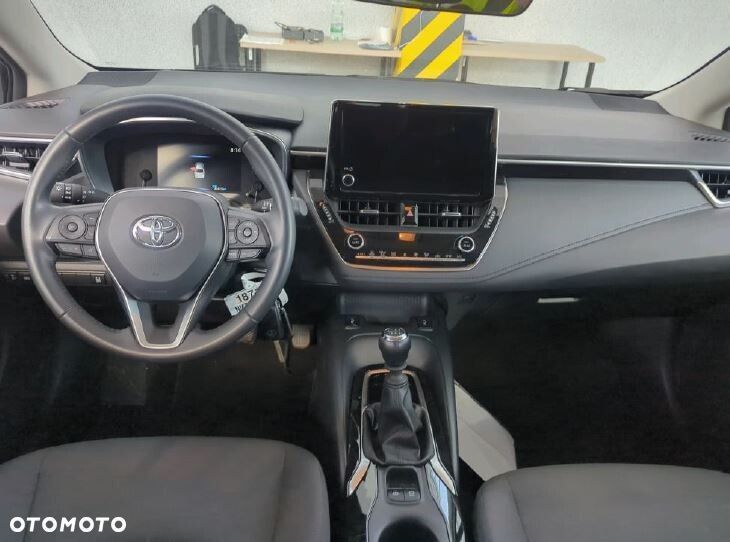 Toyota Corolla - 5