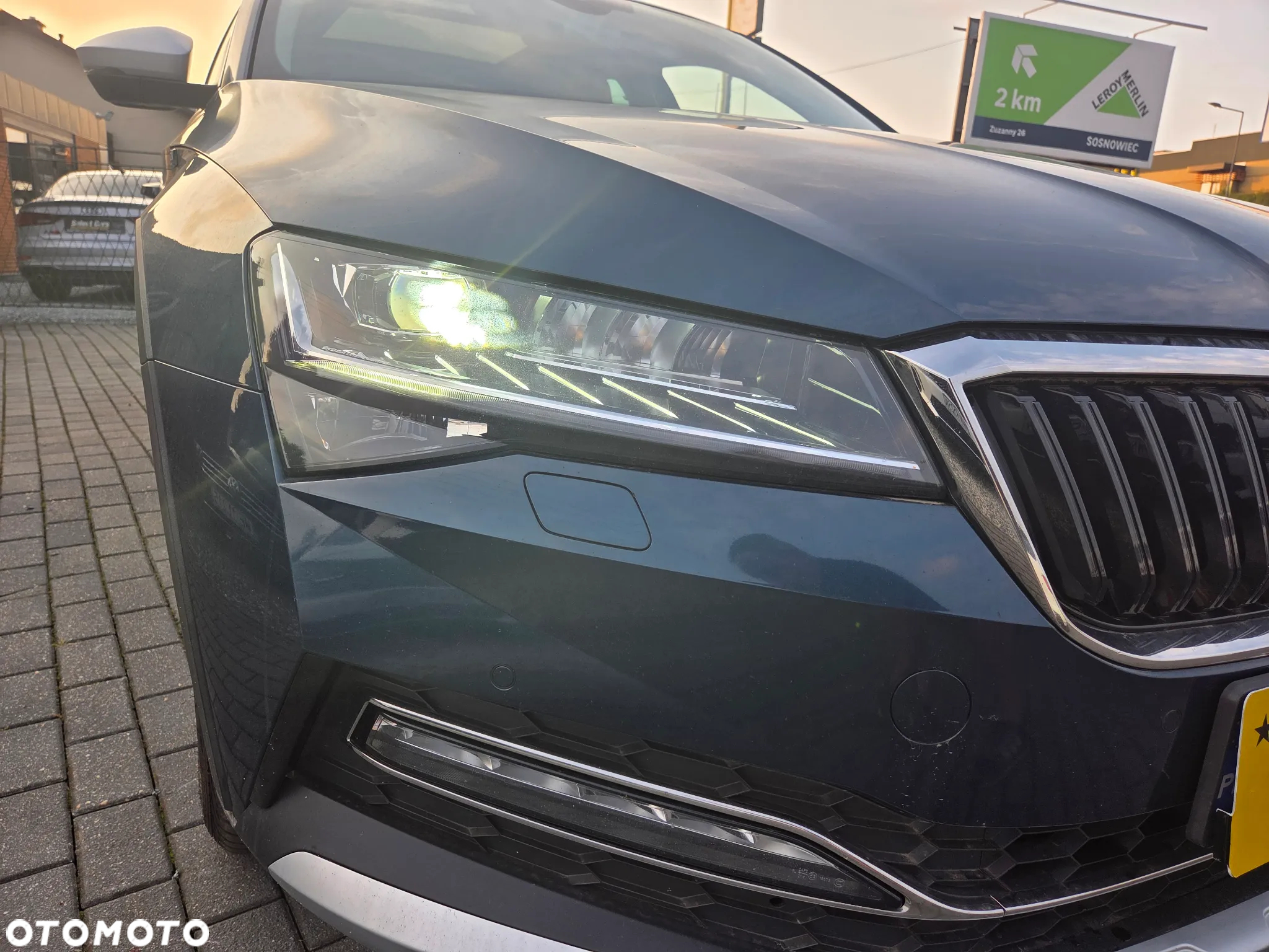 Skoda Superb 2.0 TDI SCR 4x4 Scout DSG - 13