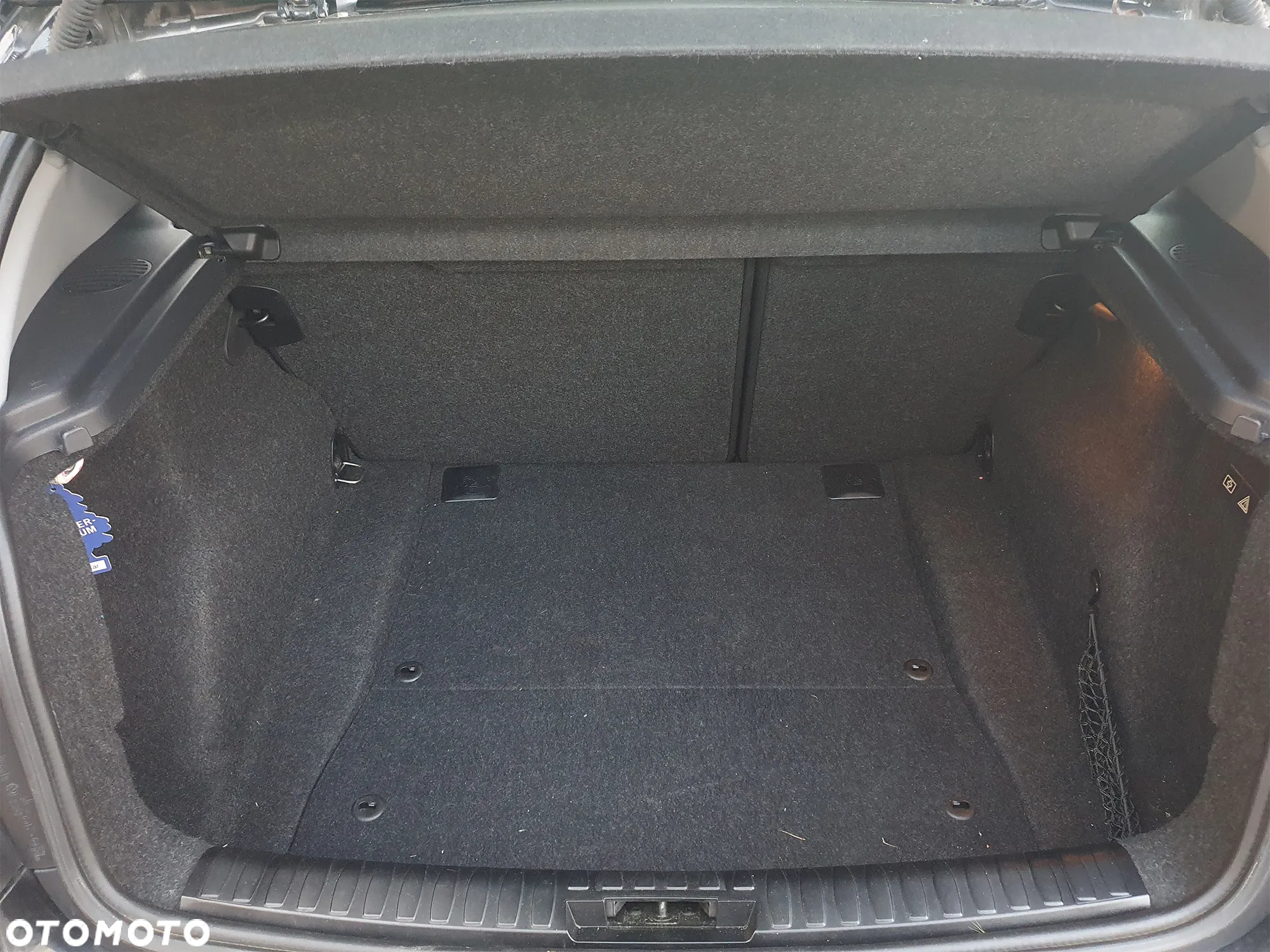 BMW Seria 1 120i - 10