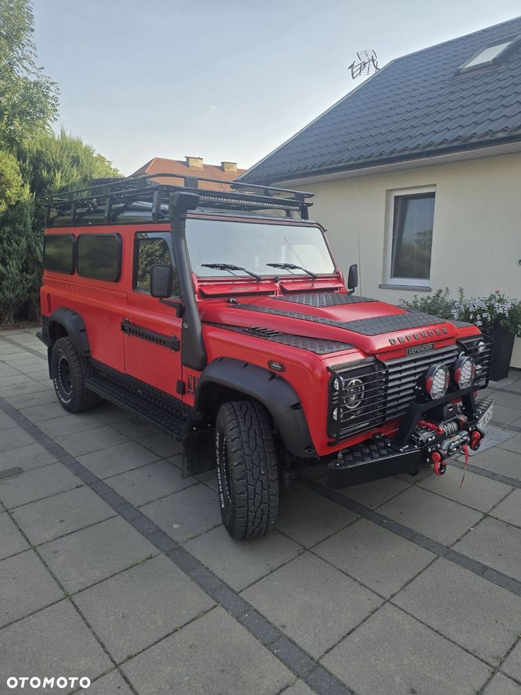 Land Rover Defender - 3