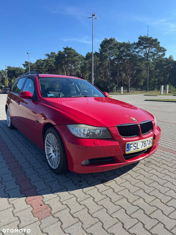 BMW Seria 3 320i - 3