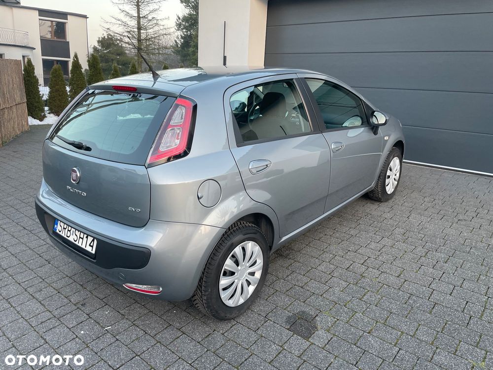 Fiat Punto Evo 1.4 8V MyLife Start&Stop - 26