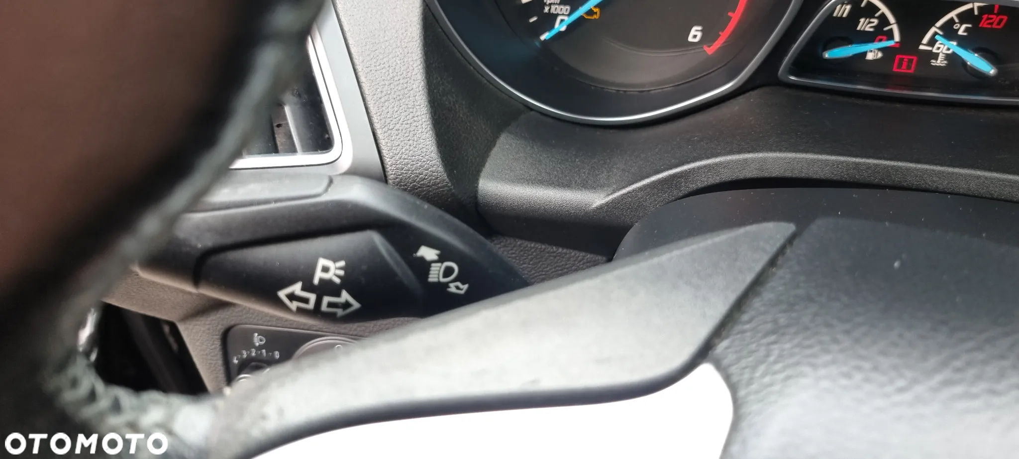 Ford Kuga 2.0 TDCi 2x4 Titanium - 22