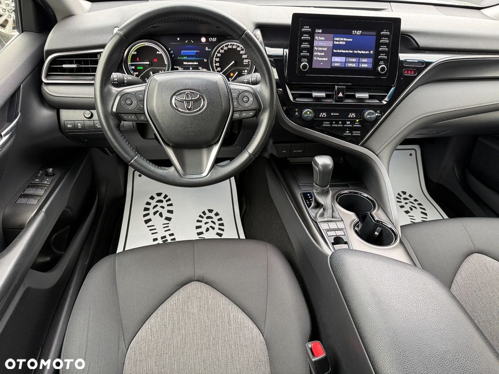 Toyota Camry 2.5 Hybrid Comfort CVT - 4