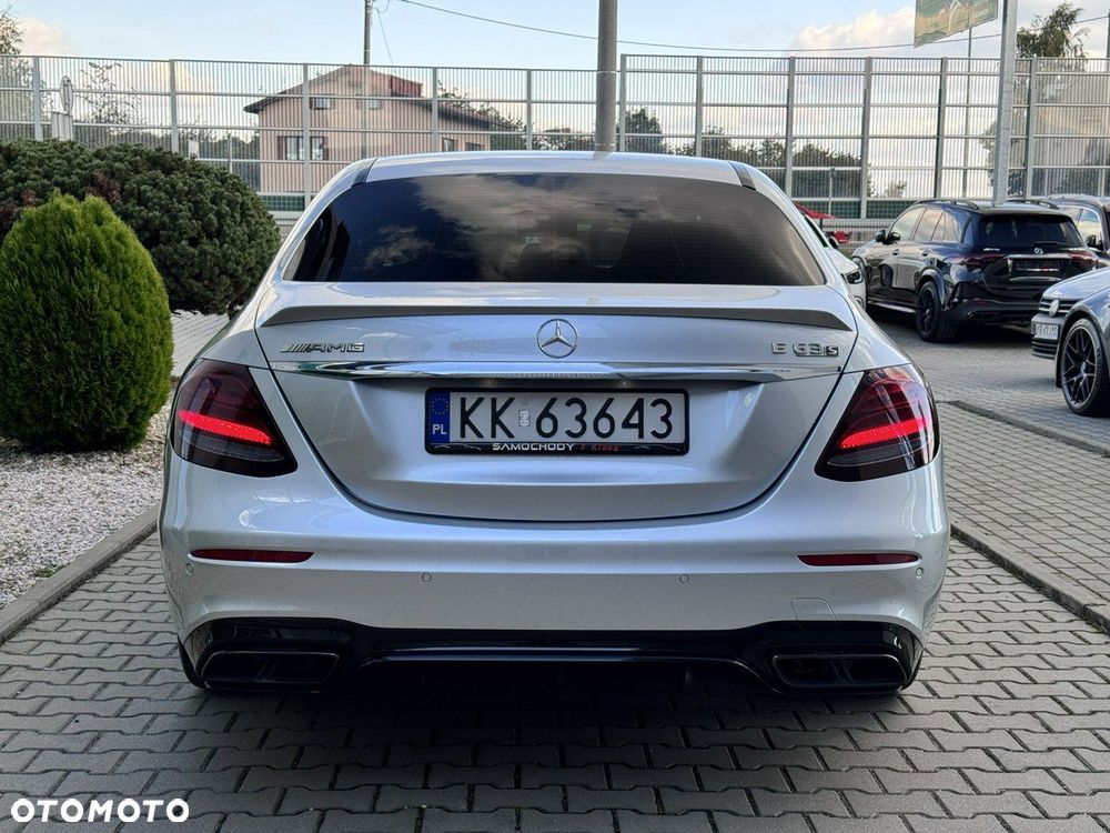 Mercedes-Benz Klasa E AMG 63 S 4-Matic+ - 7