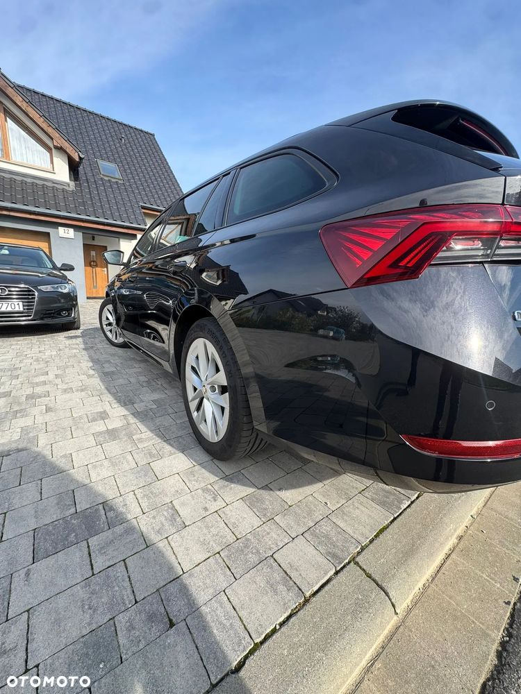 Skoda Octavia 2.0 TDI Ambition DSG - 14