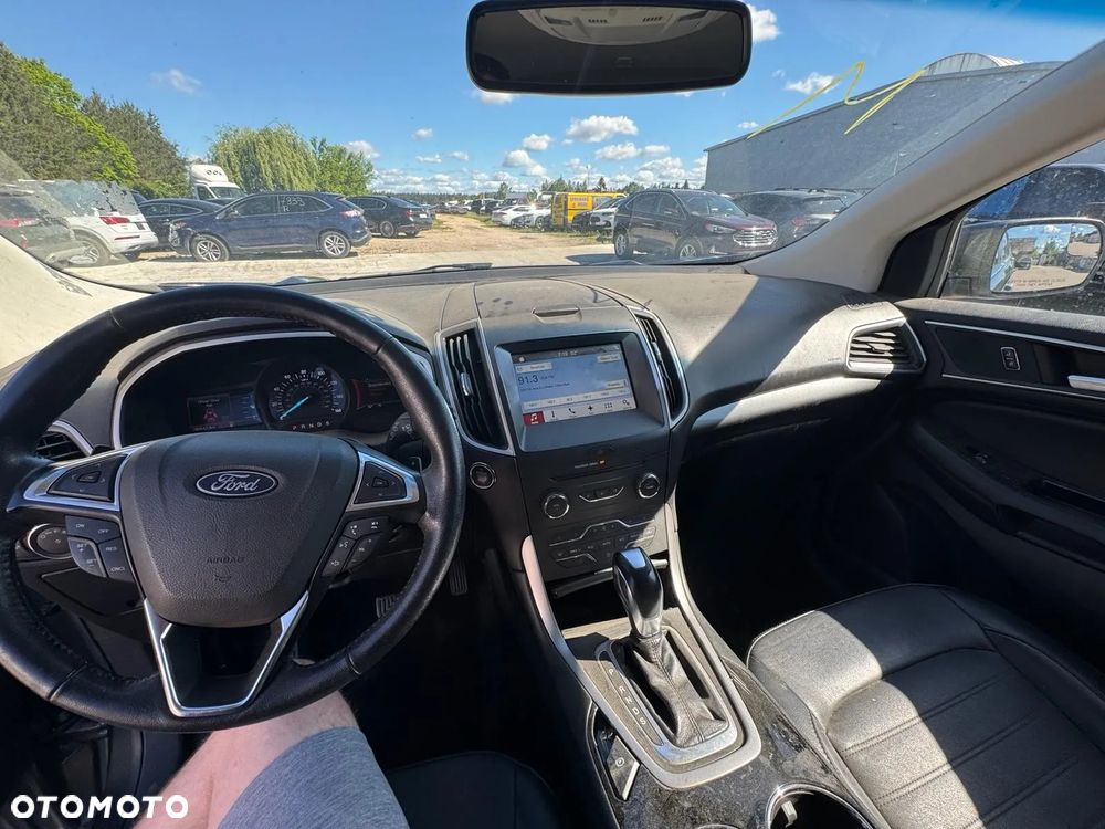 Ford Edge - 12